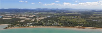 Armstrong Beach - QLD (PBH4 00 18801)